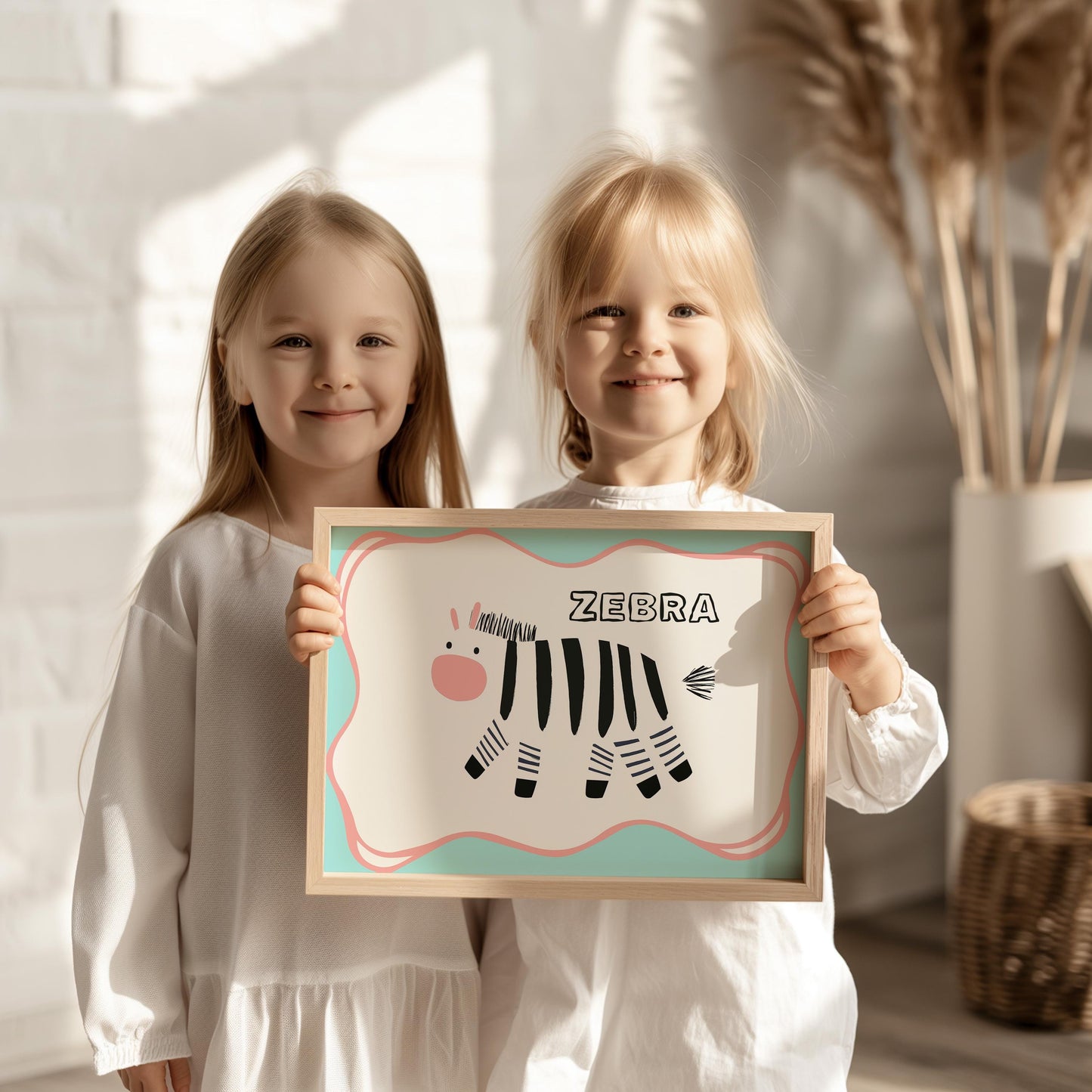 Poster Kinderzimmer Zebra · Tierposter mit schwarz-weißem Zebra im Skandi-Stil · Bunte Wanddeko für Kinder & Babys · Deko ohne Rahmen